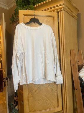 Pluma white long sleeve tee shirt size xl